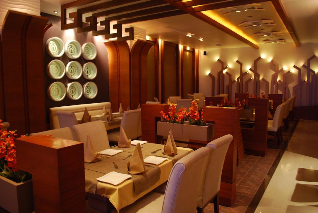 Hotel Millennium Гувахати Екстериор снимка